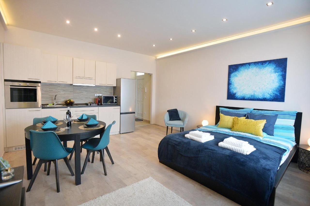 Netta Apartman Eger Esterno foto